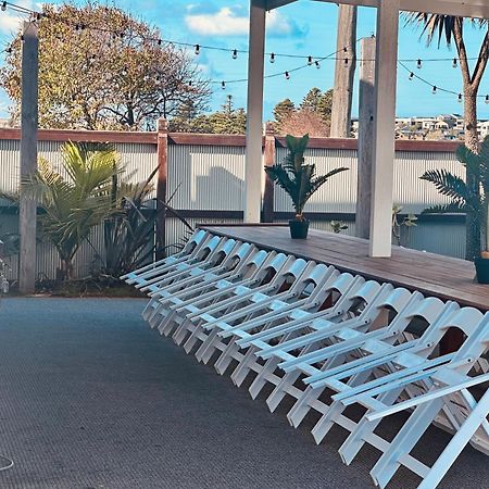Waves Motel And Apartments ウォーナンブール エクステリア 写真