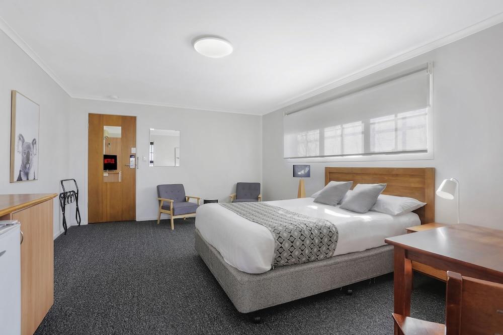 Waves Motel And Apartments ウォーナンブール エクステリア 写真