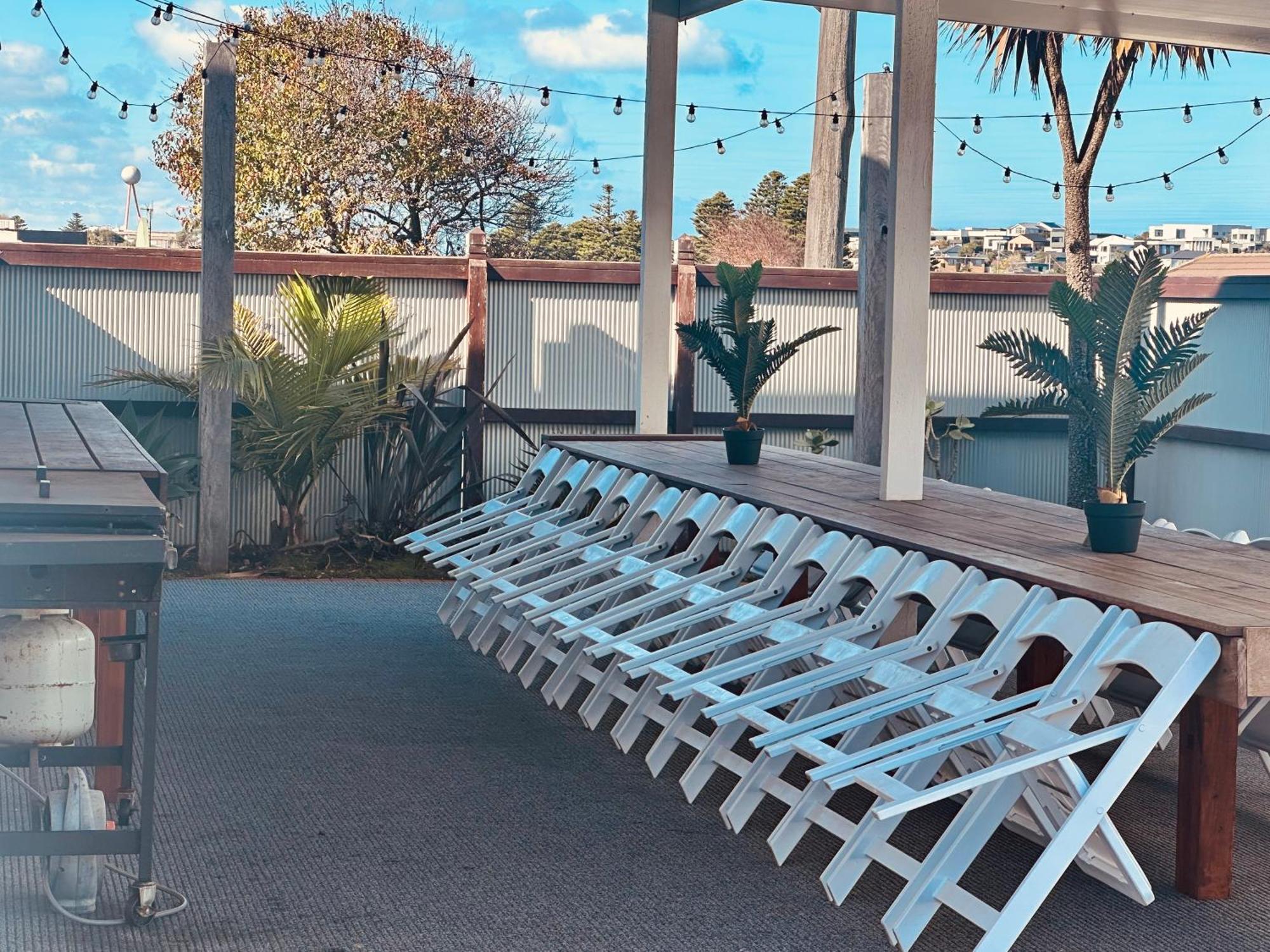 Waves Motel And Apartments ウォーナンブール エクステリア 写真